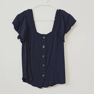 Universal Threads Button front flutter sleeve top